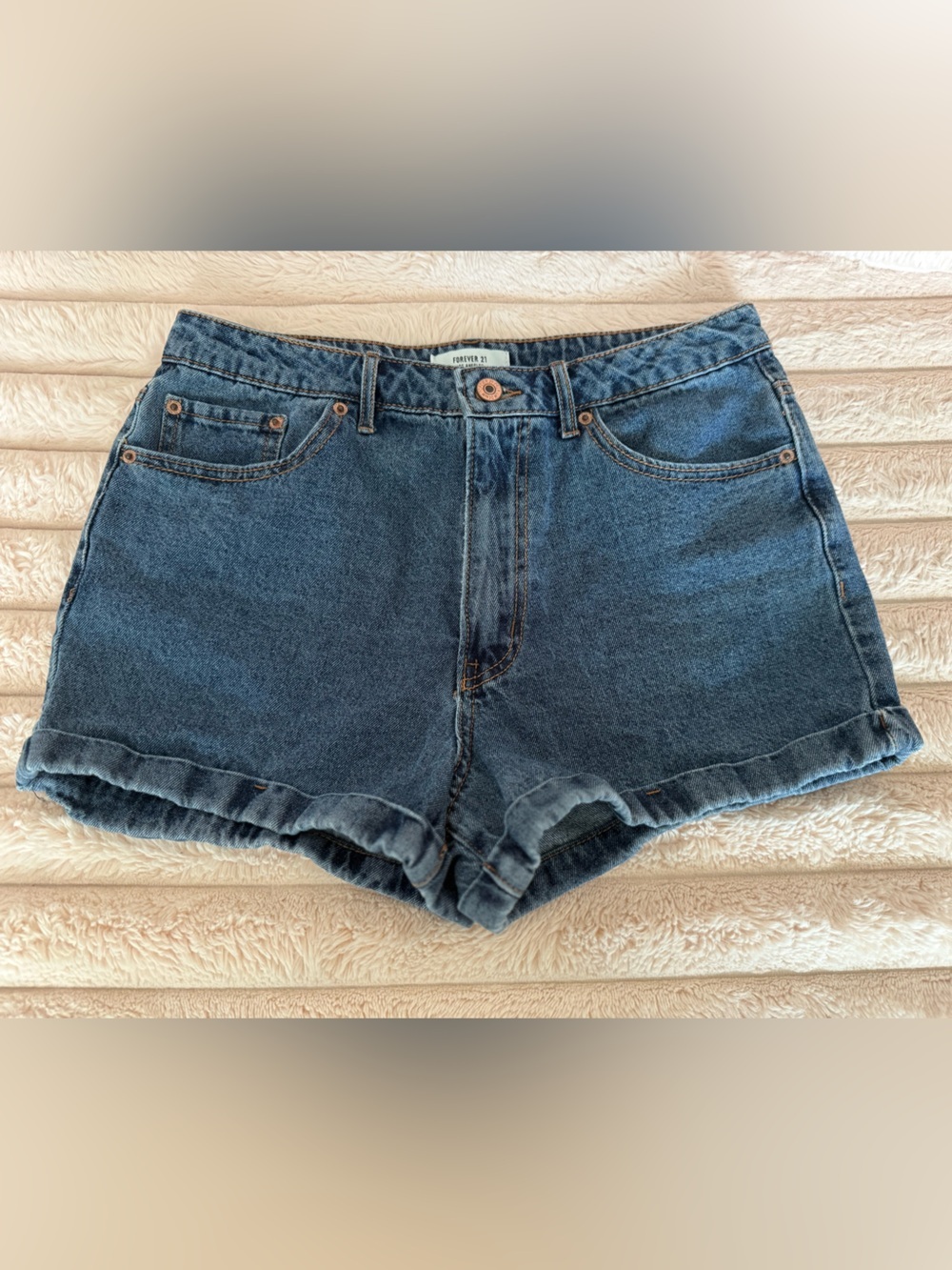 Forever 21 Dark Wash Classic Cuffed Denim Jean Shorts
